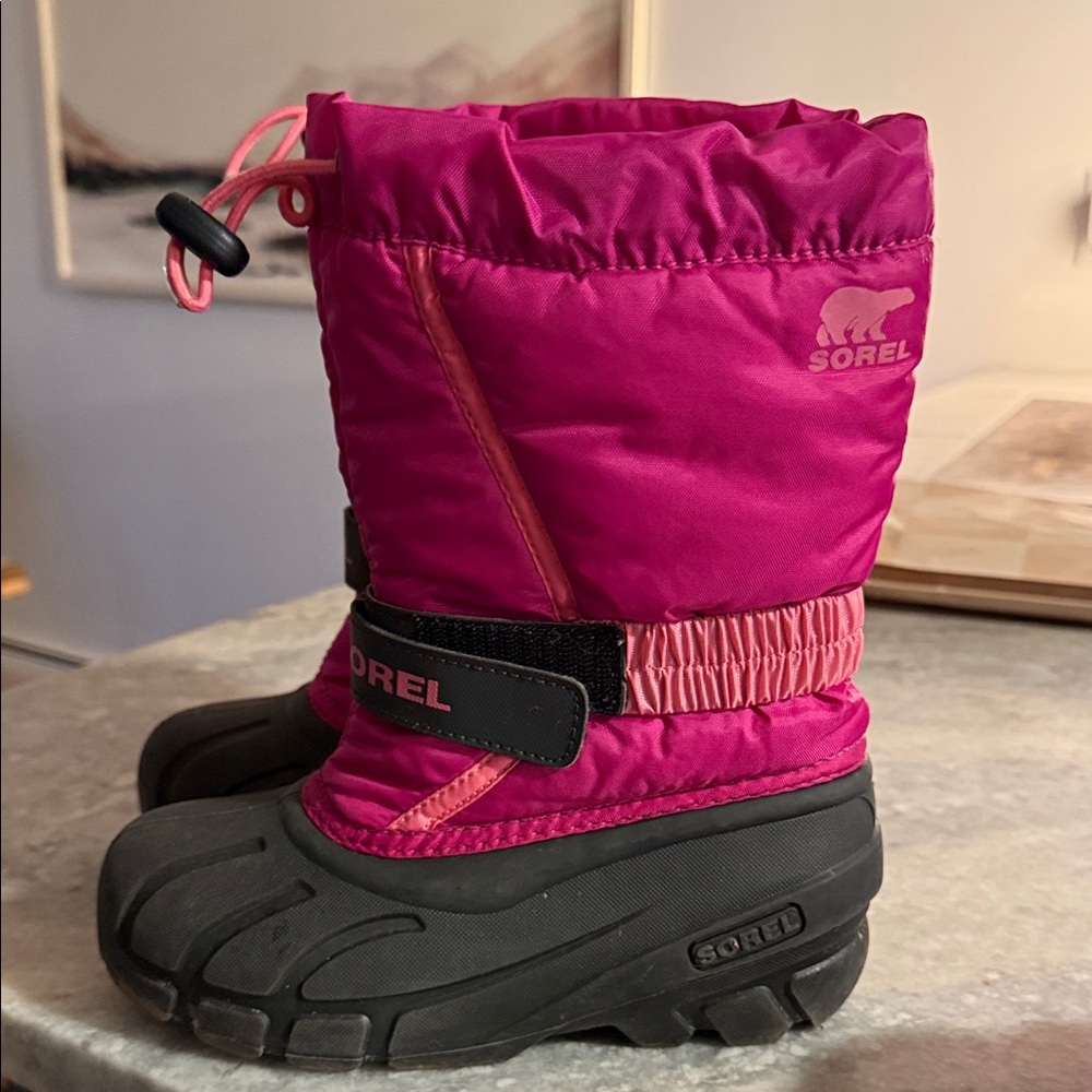 Sorel Kids Boots in Pink and Black